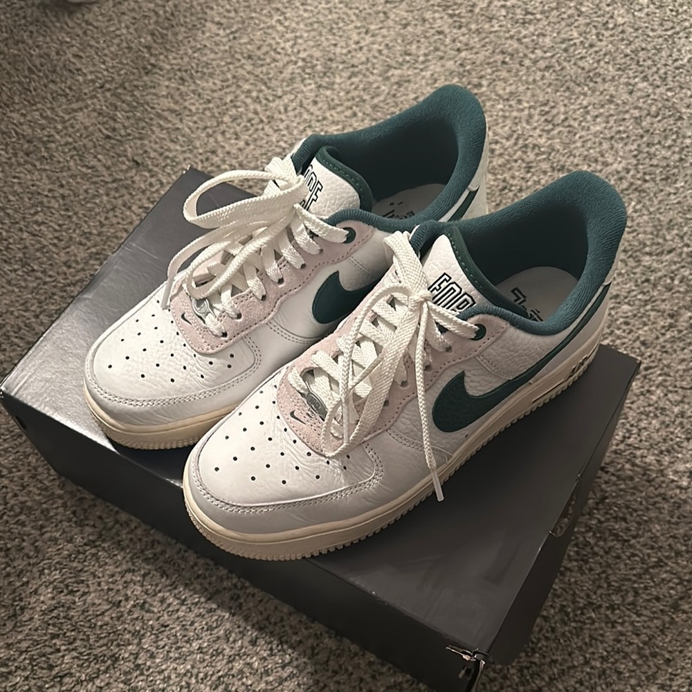 Nike White and Teal Women's Sneakers